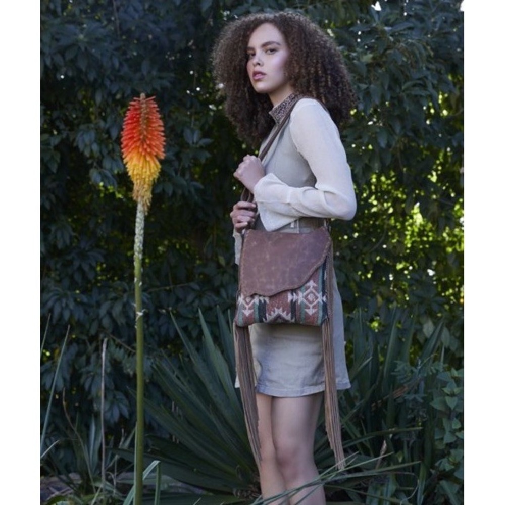 Myra Willow Concealed Bag with Fringe New With Tags Cowgirl Leather NWT - Picture 3 of 10